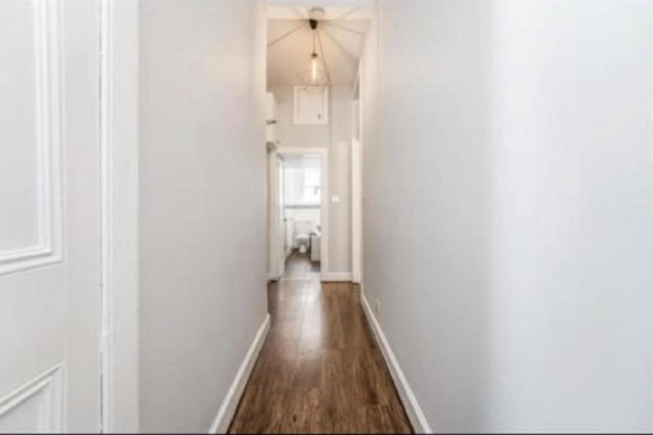 Spacious & Comfortable 3 Bedroom Apartment - Near City Centre - Free Parking Available - Sleeps Up To 5 Guests Edinburgh Exterior foto